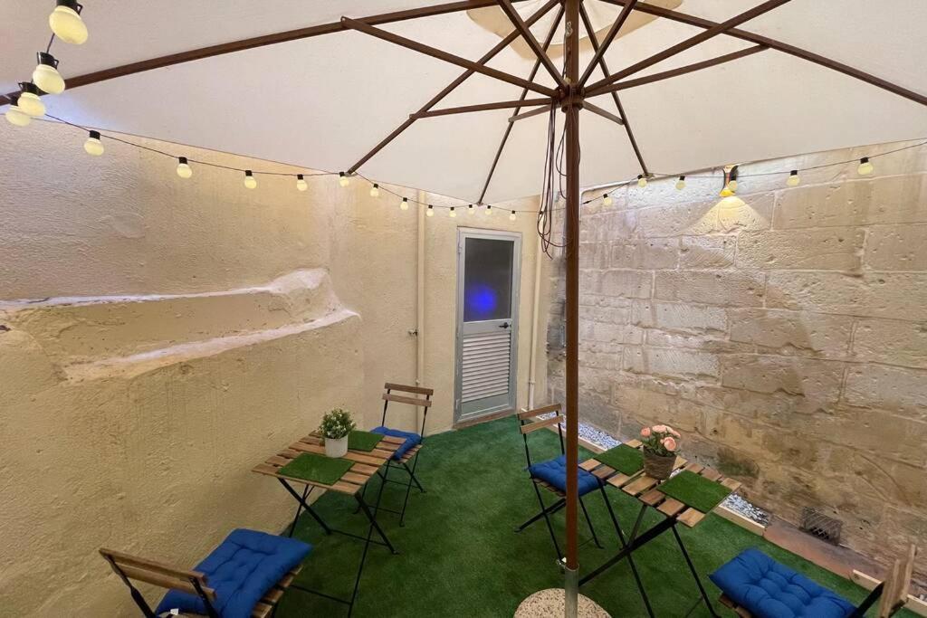 2 Bed Apt In Heart Of St Julians - 5Min From Seafront San Ġiljan Extérieur photo
