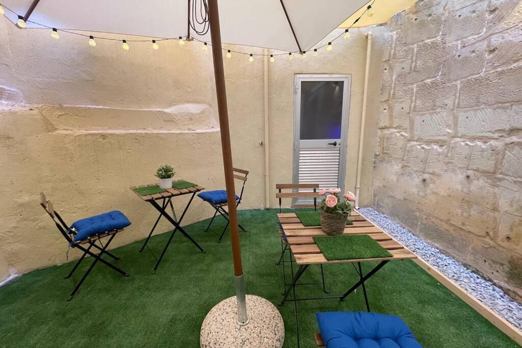 2 Bed Apt In Heart Of St Julians - 5Min From Seafront San Ġiljan Extérieur photo